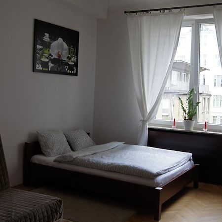 Krucza By Rental Apartments 华沙 外观 照片